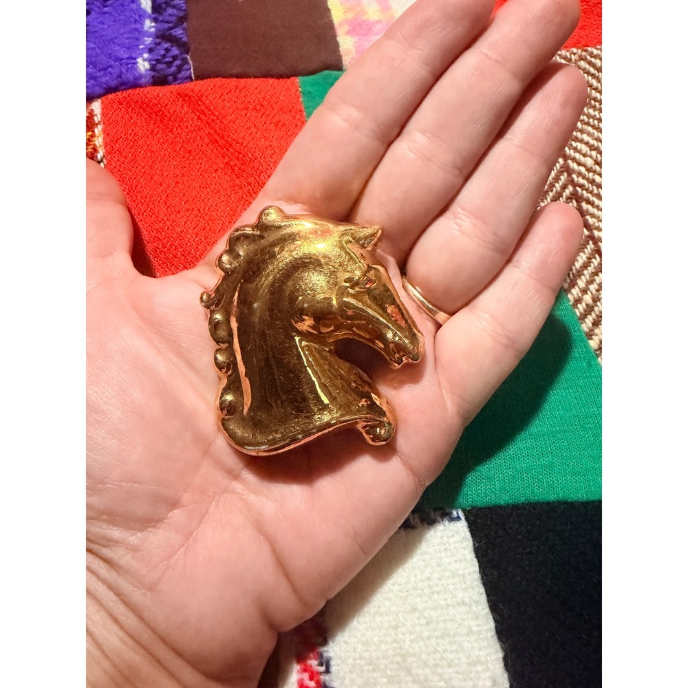 Vintage Gold Tone Ceramic Horse Head Brooch Equestrian Stallion Lapel Pin